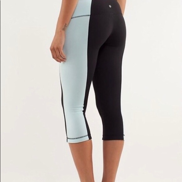 lululemon athletica Pants - Lululemon Black And Blue Wunder Unders